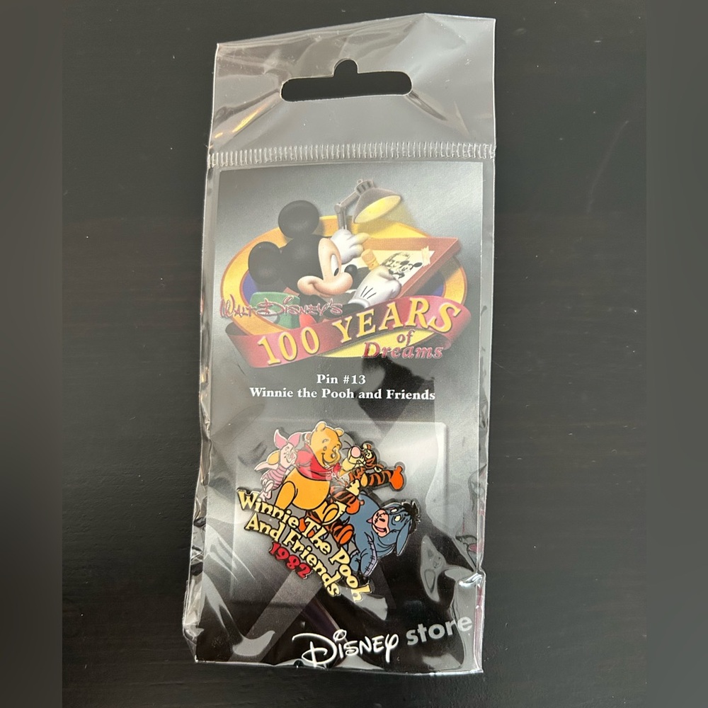 Disney 100 Years of Dreams pin #13 Winnie the Pooh and Friends